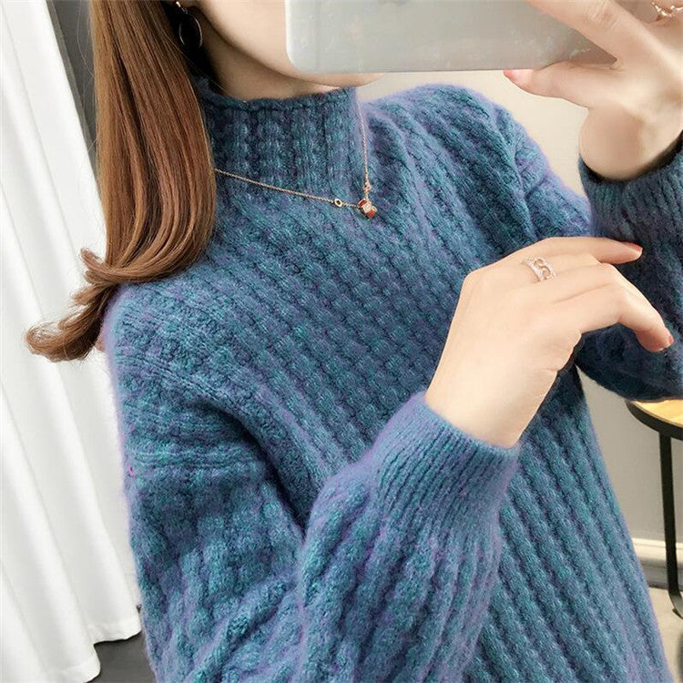 Women's cable knit turtleneck sweater, view 5 - MRSLM