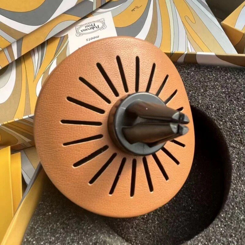 car fragrance diffuser, view 11 - MRSLM