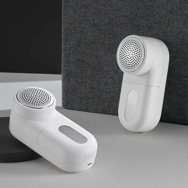 portable rechargeable lint remover, view 3 - MRSLM