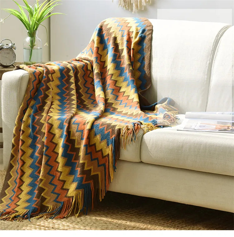 Colorful Zigzag Knit Throw Blanket with Tassel Fringe – Soft &amp; Lightweight for Couch, Bed, or Travel