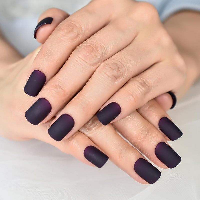 press-on nails, view 4 - MRSLM