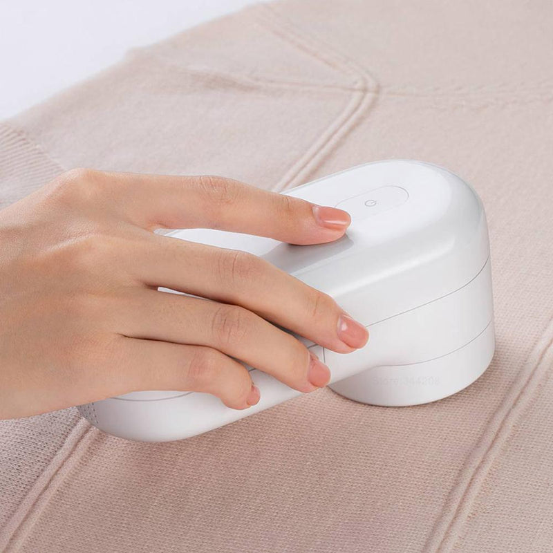 portable rechargeable lint remover, view 5 - MRSLM