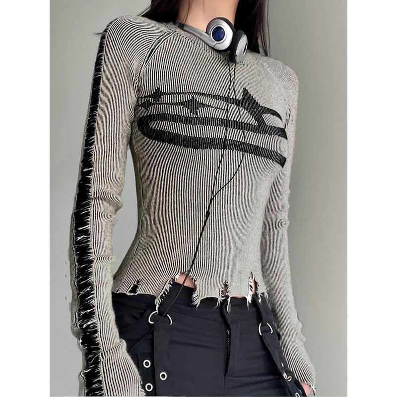 vintage ripped sweater, view 4 - MRSLM