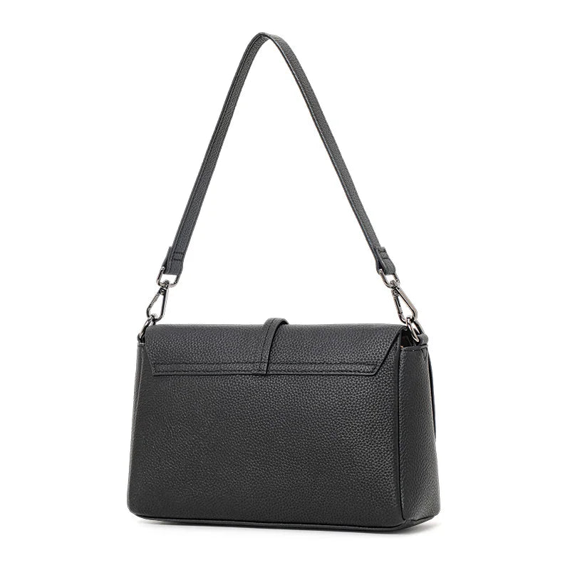 Elegant Black Cowhide Woven Shoulder Bag – Fashionable Handbag with Unique Woven Design