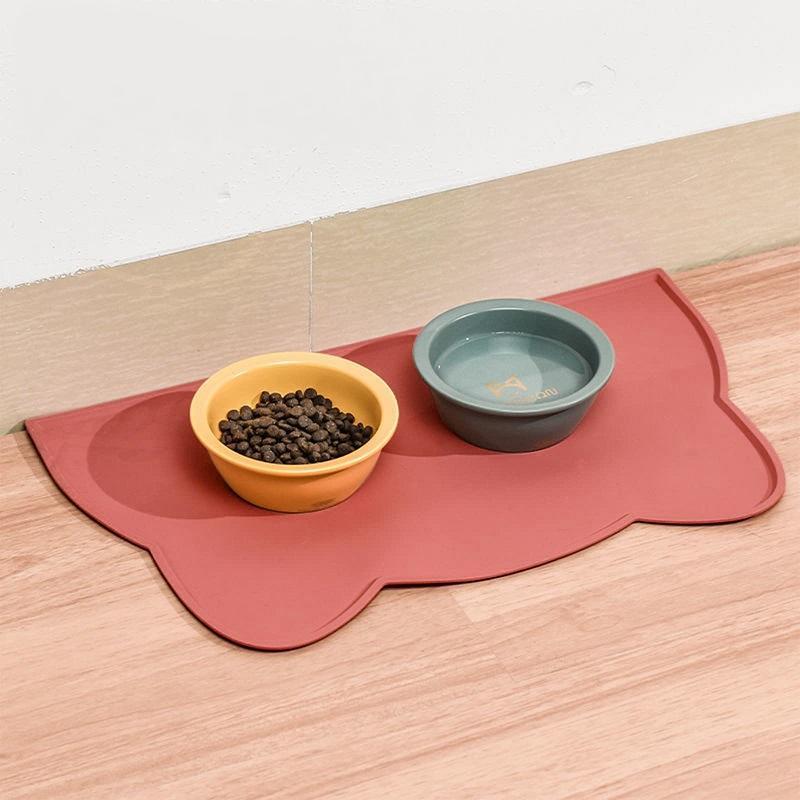 silicone pet feeding mat, view 10 - MRSLM