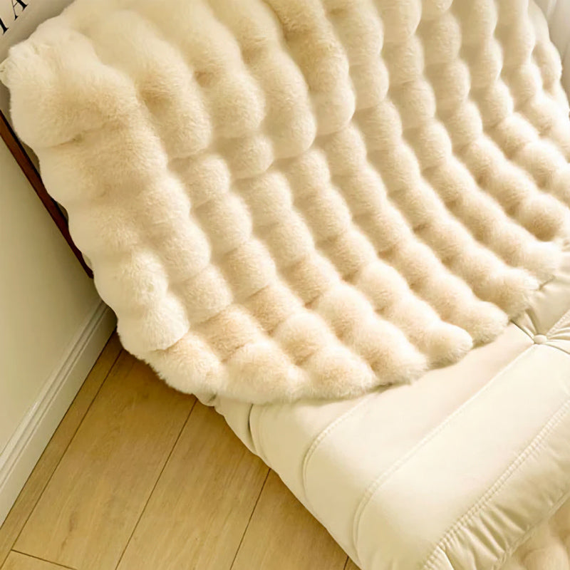 nordic round plush floor mat, view 9 - MRSLM