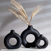 minimalist circular ceramic vase, view 9 - MRSLM