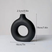 minimalist circular ceramic vase, view 6 - MRSLM