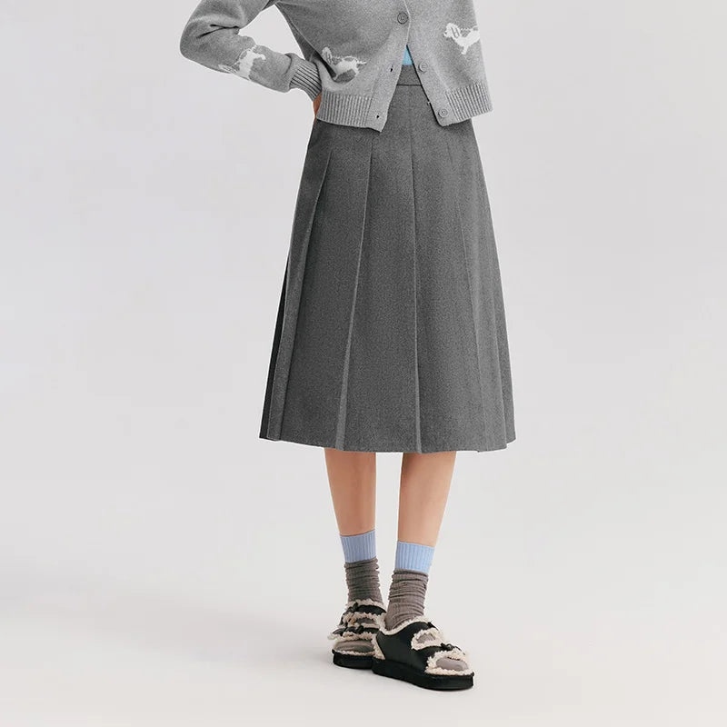 Women's pleated skirt, view 2 - MRSLM