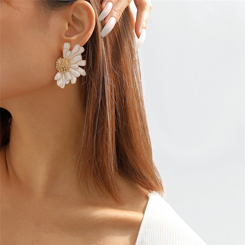 flower petal stud earrings, view 7 - MRSLM
