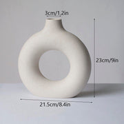 minimalist circular ceramic vase, view 3 - MRSLM