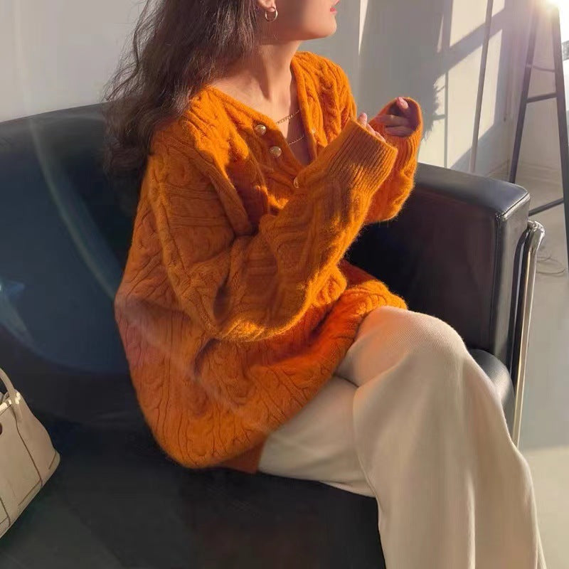 Women's oversized mid-length cable knit sweater, view 4 - MRSLM