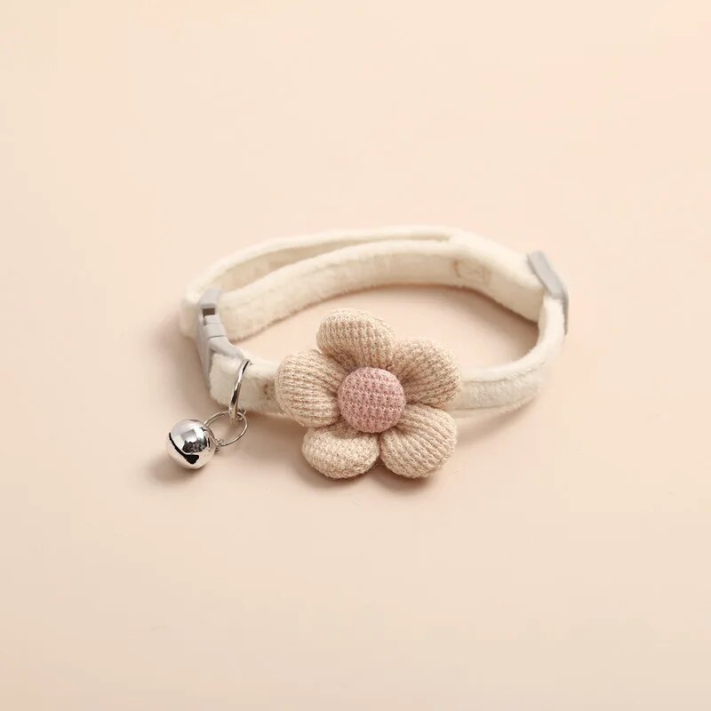 adjustable pet collar with bell, view 4 - MRSLM