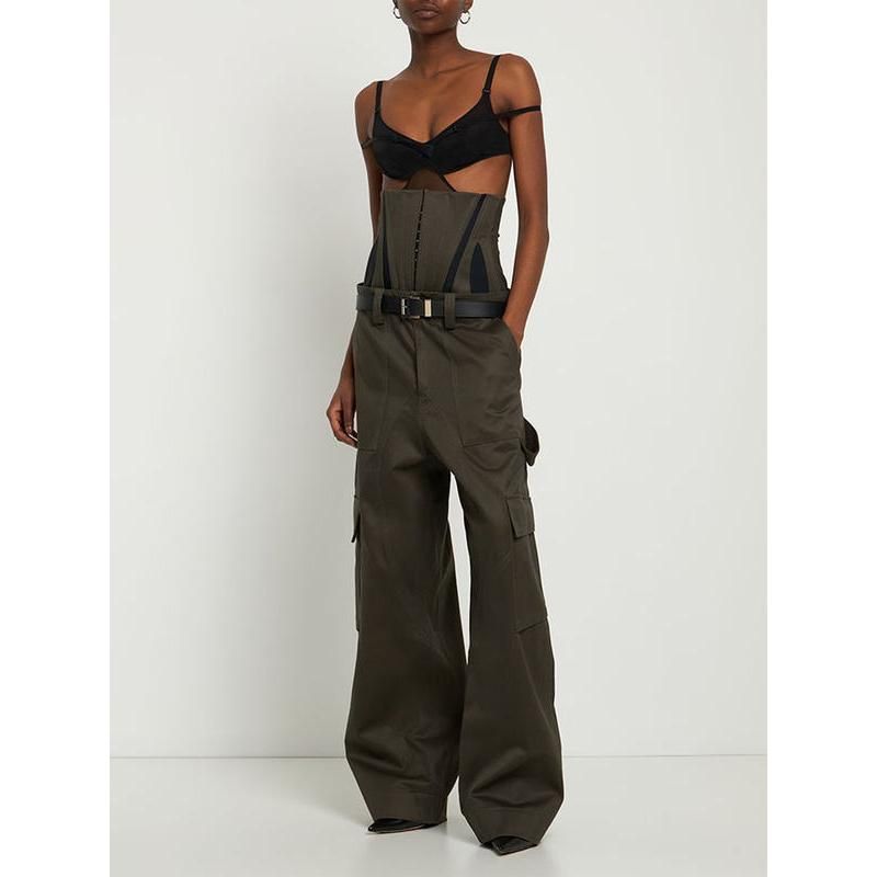 Slim-Fit Contrasting Cargo Pants with Removable Girdle