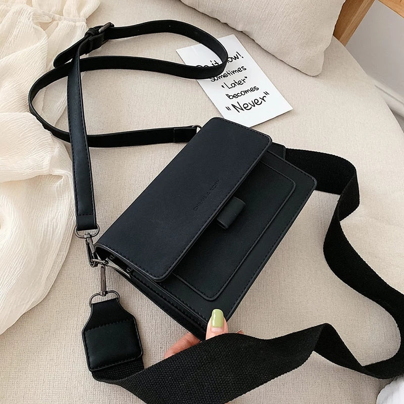 PU shoulder bag, view 5 - MRSLM