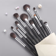 cosmetic makeup brushes set, view 3 - MRSLM