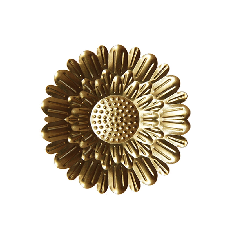 Round gold metal wall hanging, view 7 - MRSLM
