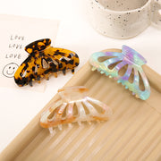 geometric hollow stripes barrettes, view 10 - MRSLM