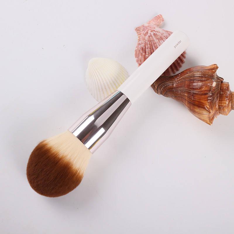 powder and foundation brush, view 8 - MRSLM