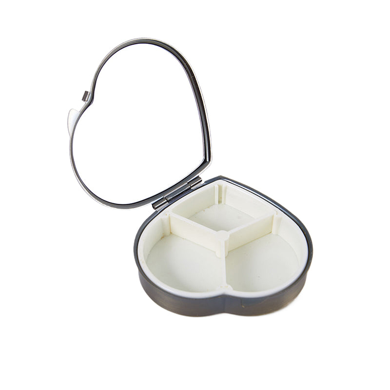 heart-shaped metal pill box, view 11 - MRSLM