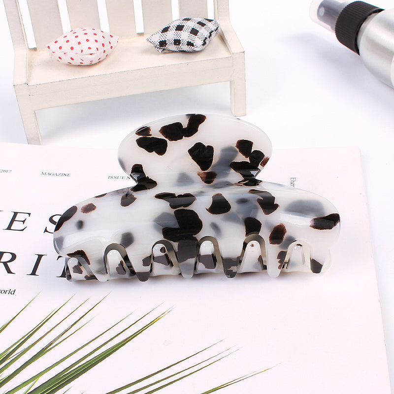 acrylic hair clip, view 5 - MRSLM