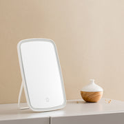 portable LED makeup mirror, view 4 - MRSLM