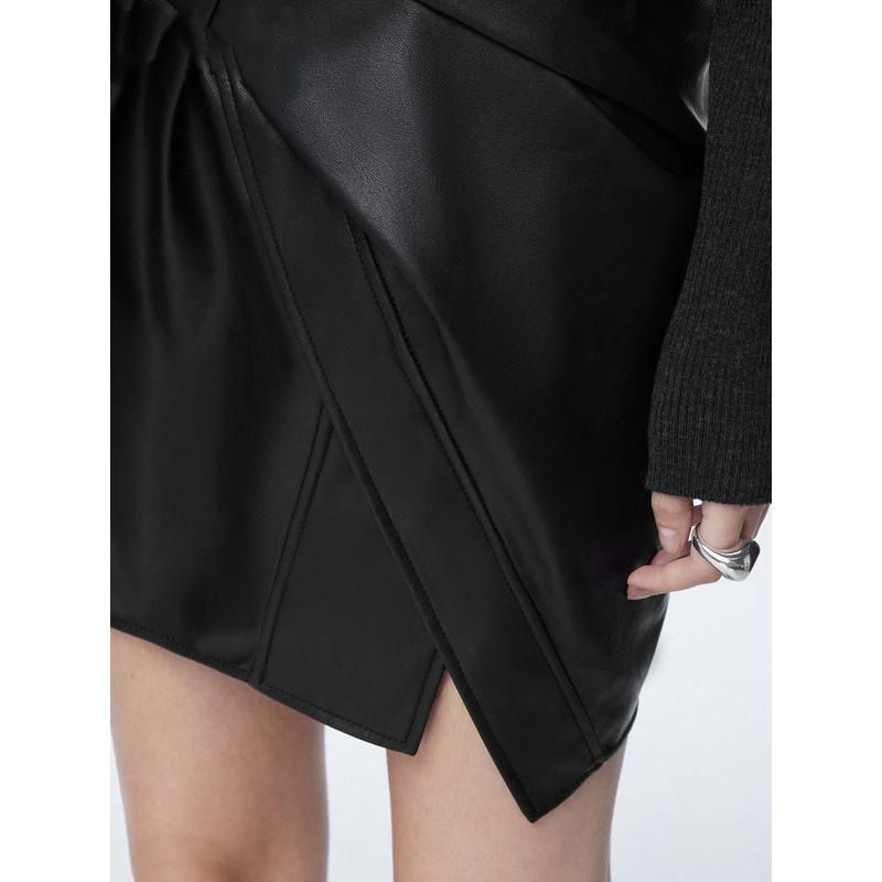 High waist asymmetrical faux leather mini skirt, view 7 - MRSLM