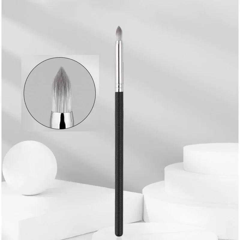 tapered eyeshadow and concealer brush - MRSLM