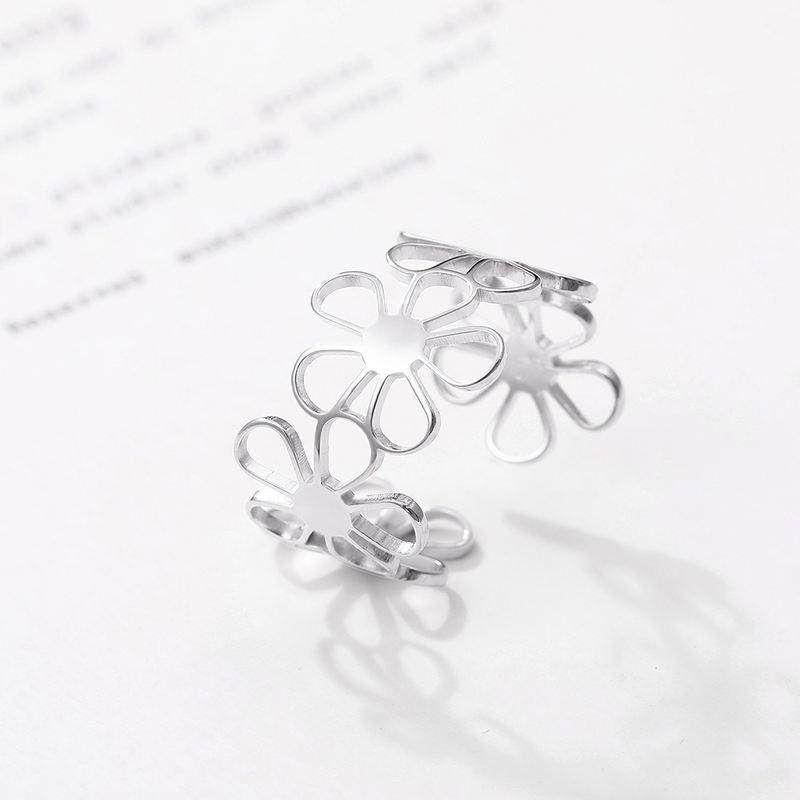 daisy adjustable ring, view 2 - MRSLM