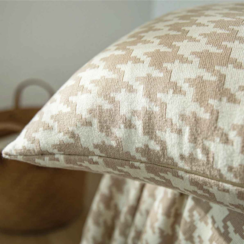 classic houndstooth throw pillow cover, view 9 - MRSLM