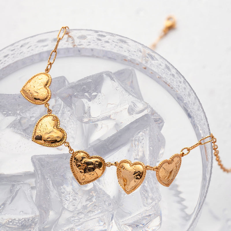 gold-plated heart pendant necklace, view 5 - MRSLM