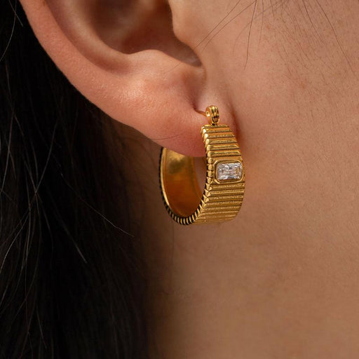 gold plated white zircon ribbed earrings - MRSLM