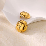 classic stud earrings, view 9 - MRSLM