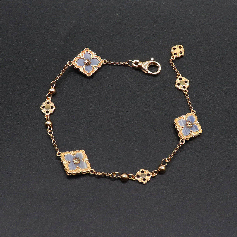 Women's Fashionable And Simple Trefoil Bracelet