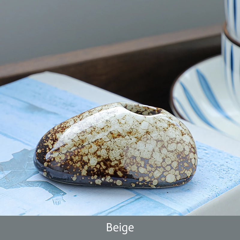 mini ceramic vase, view 3 - MRSLM