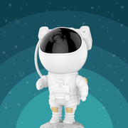 Astronaut star projector lamp, view 3 - MRSLM