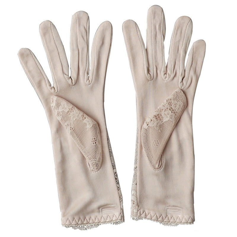 Women's lace silk gloves, view 2 - MRSLM