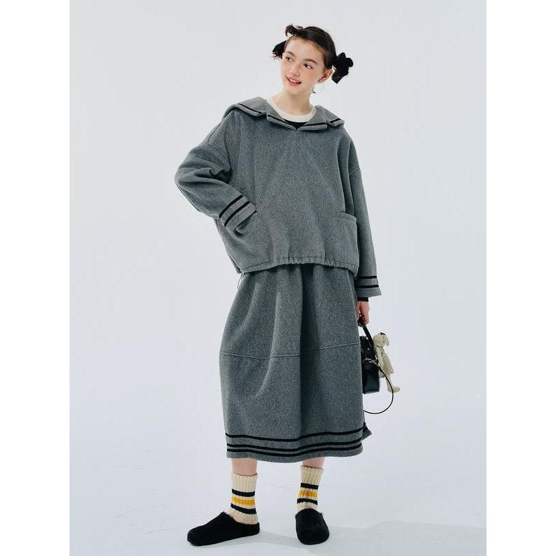 women's gray navy collar pullover coat, view 4 - MRSLM