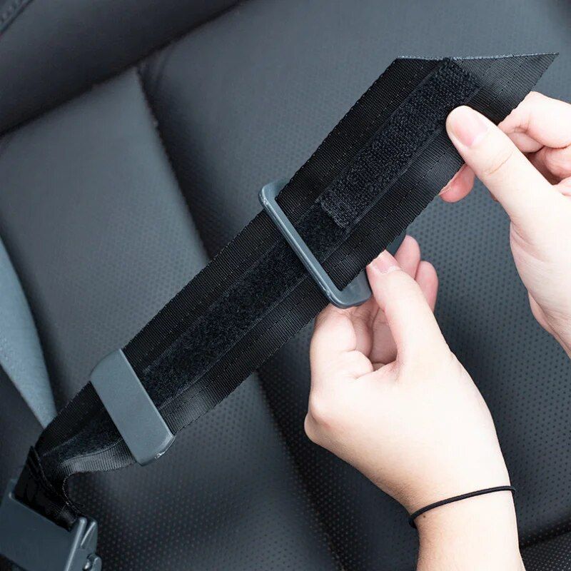 Child Car Seat Belt Adjuster: Safety and Comfort for Children Aged 3 to 16 Years