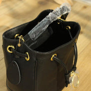 Simple drawstring shoulder bag, view 4 - MRSLM