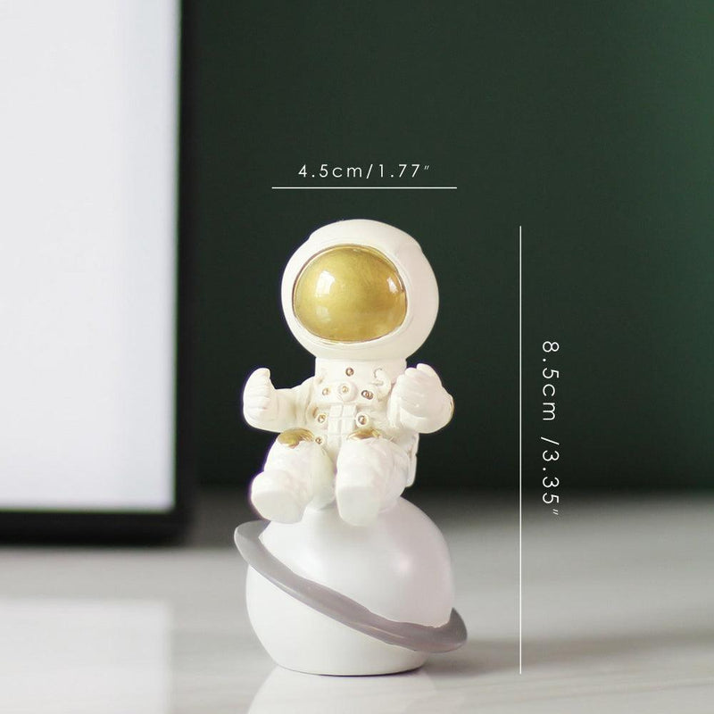 Astronaut resin ornament, view 7 - MRSLM