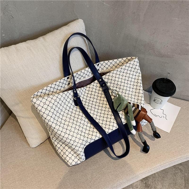 Large summer canvas shoulder tote bag, view 3 - MRSLM