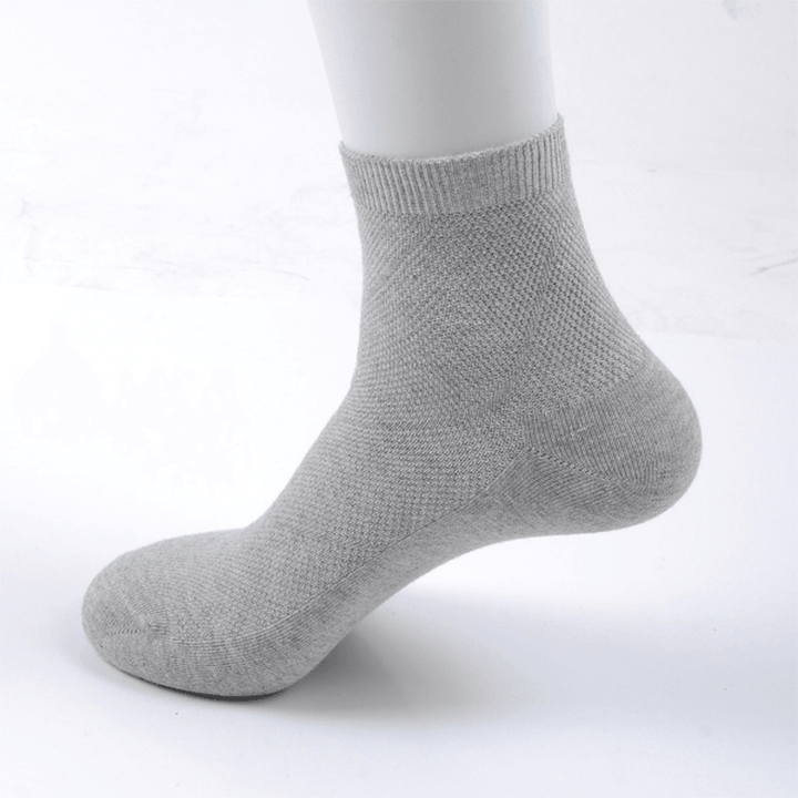 Mens Solid Color Cotton Mesh Breathable Business Casual Short Tube Socks - MRSLM
