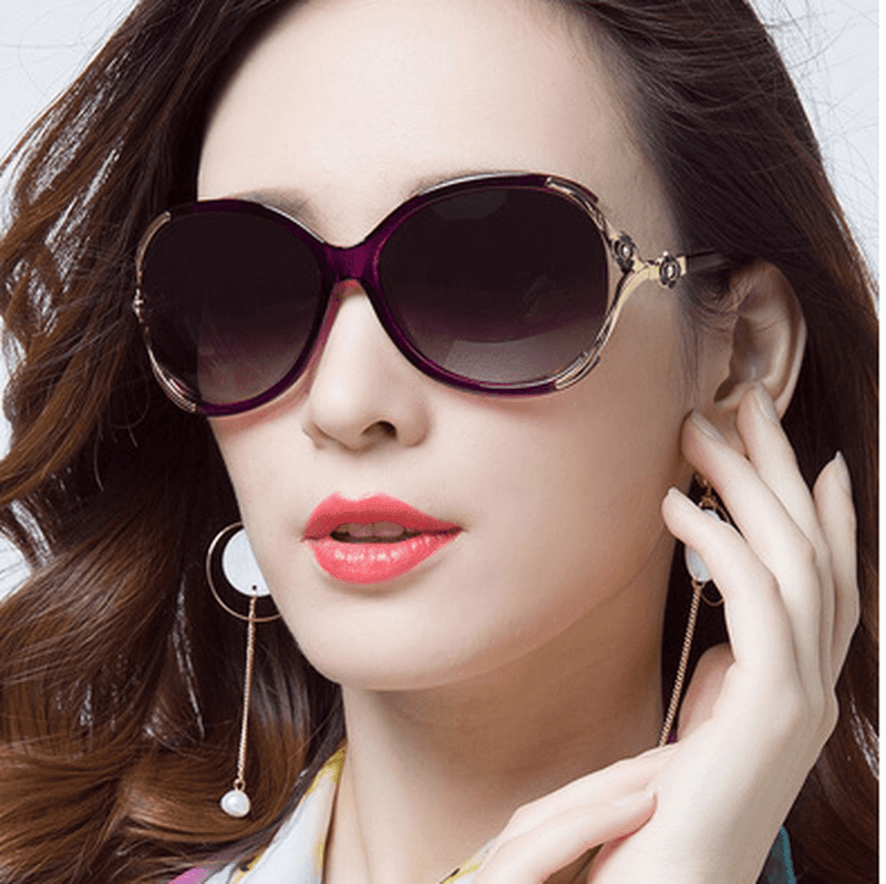 Women's big frame oval sunglasses, view 2 - MRSLM