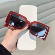 rectangular tinted sunglasses, view 3 - MRSLM