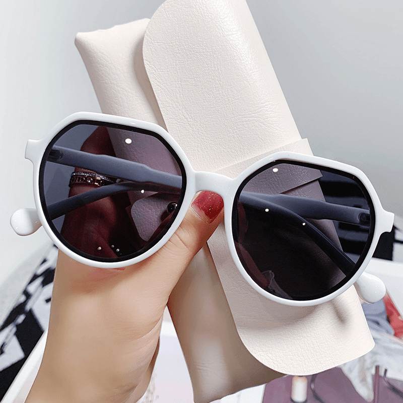 Brown Retro Small Frame White Sunglasses - MRSLM