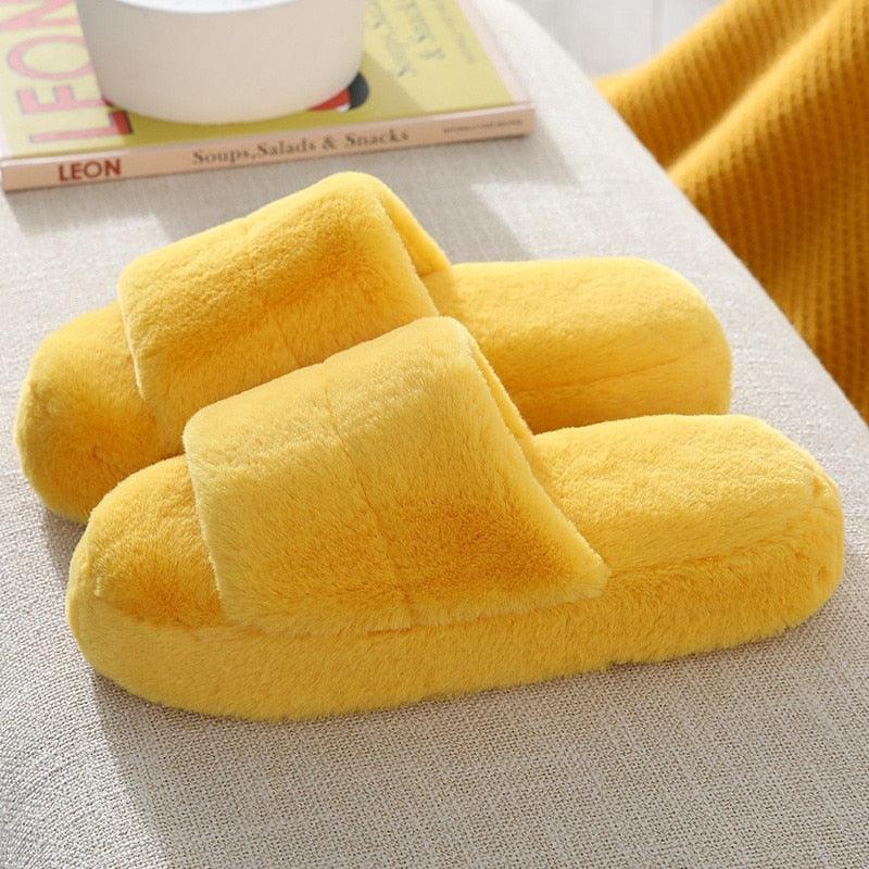 Indoor plush slippers - MRSLM