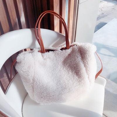 Shopping Lamb Fur Plush Shoulder Armpit Bag - MRSLM