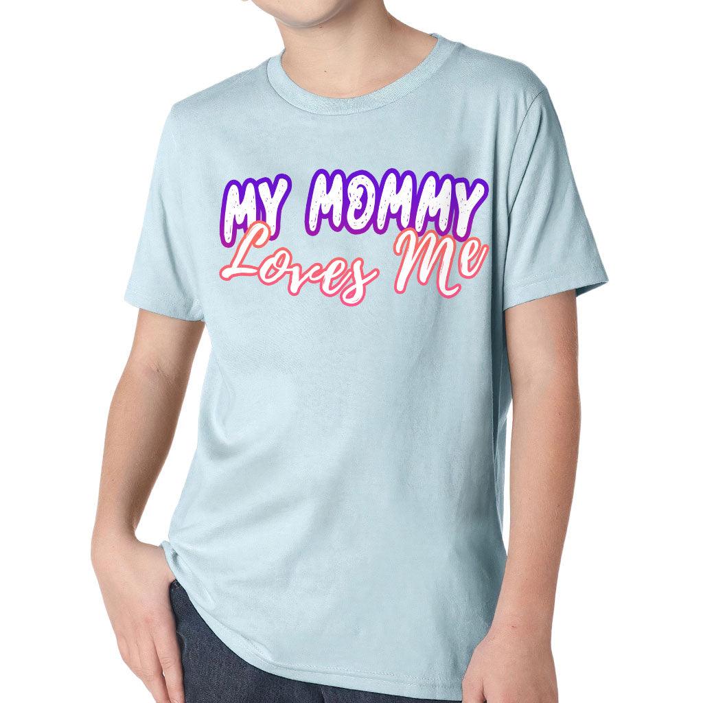 My Mom Loves Me Kids' Classic Fit T-Shirt - Kawaii T-Shirt - Themed Classic Fit Tee - MRSLM