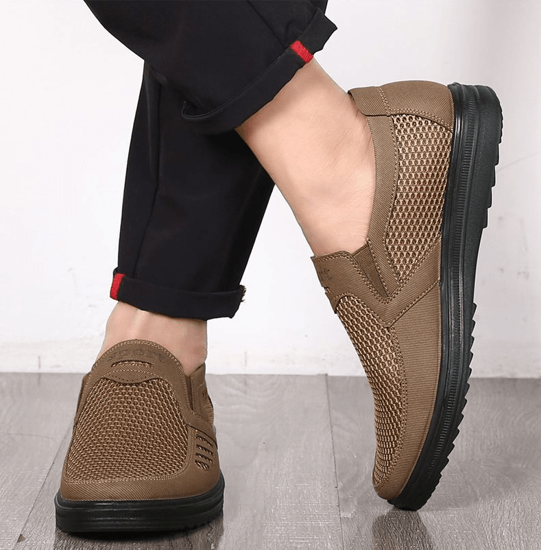 Lightweight casual soft sole senior dad shoes - MRSLM